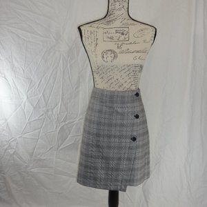 Great condition, never been worn